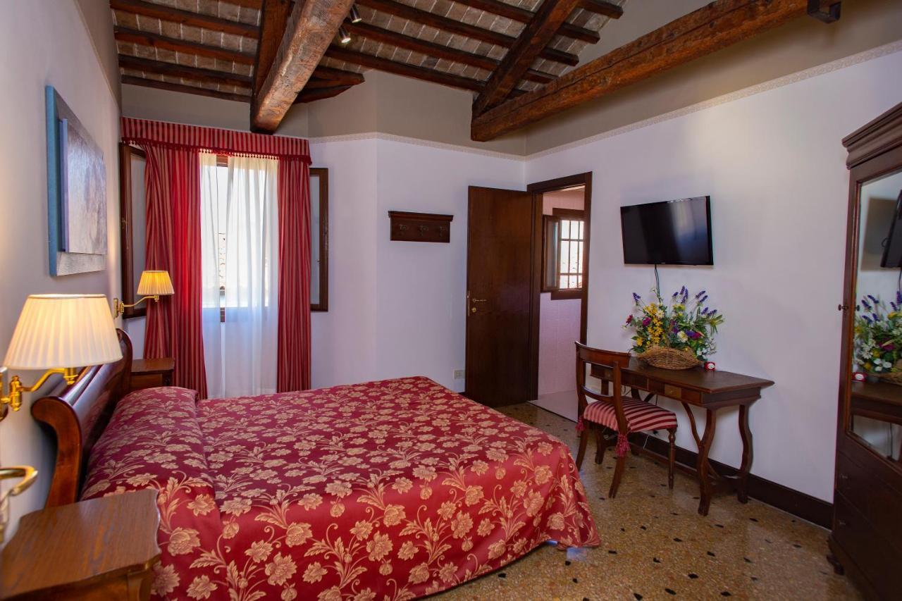 Casa Martini Pensión 3*