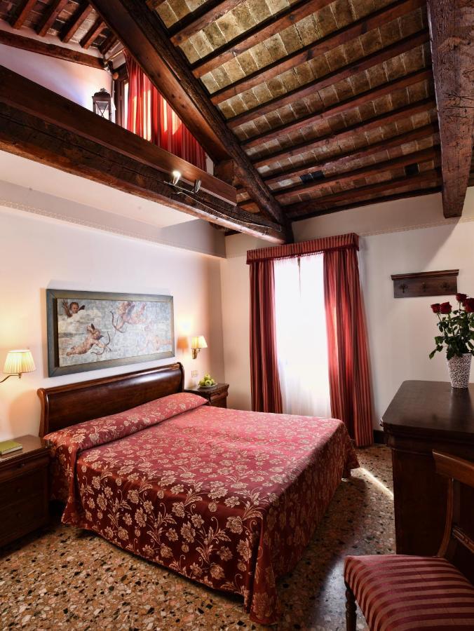 Pensión Casa Martini 3*